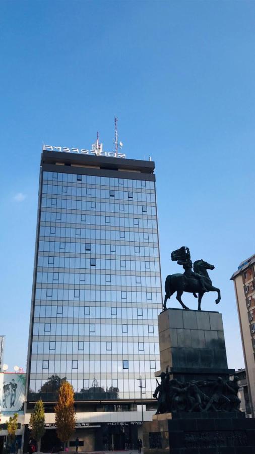 Center Retro Apartment Ni 外观 照片