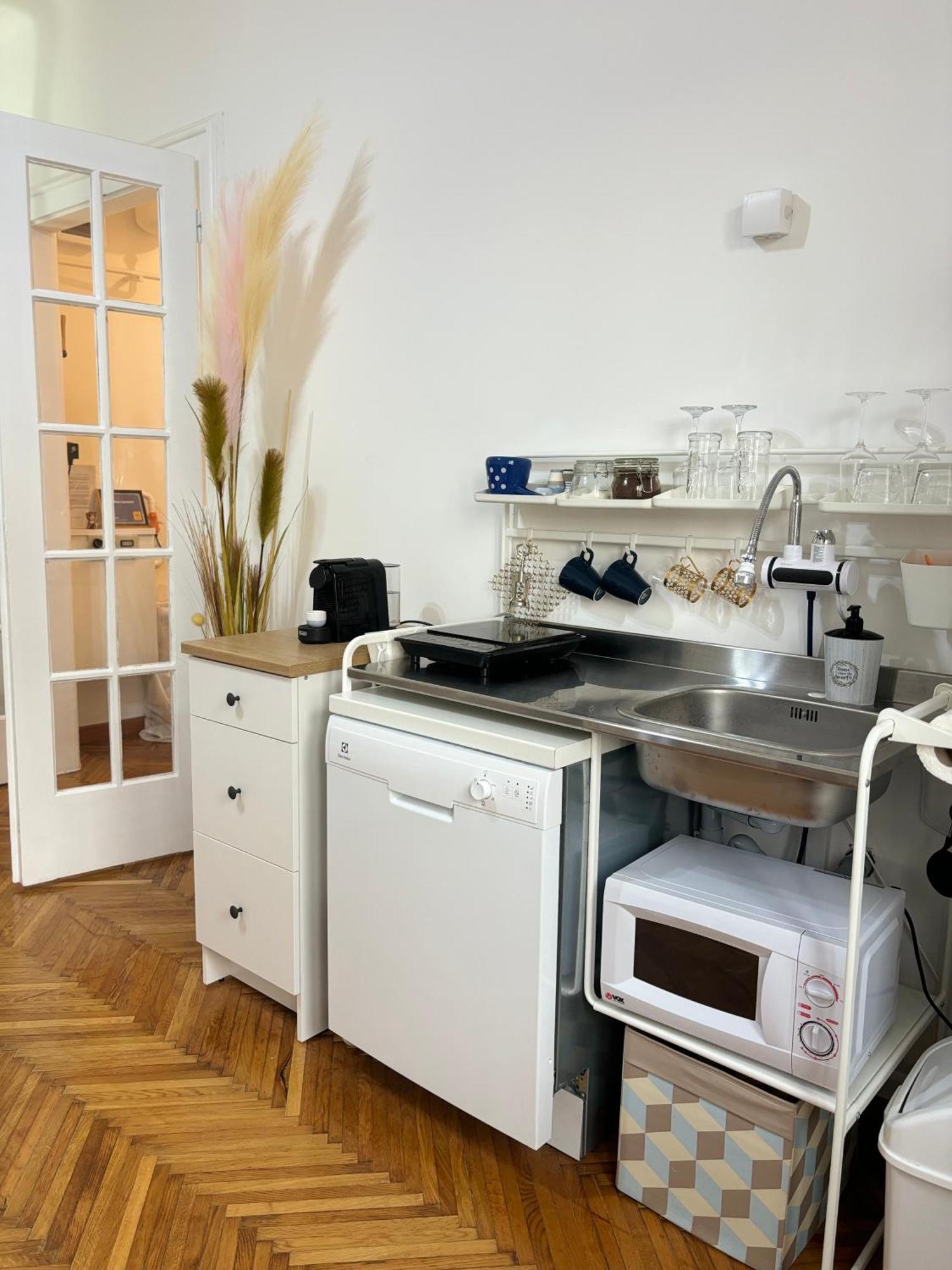Center Retro Apartment Ni 外观 照片